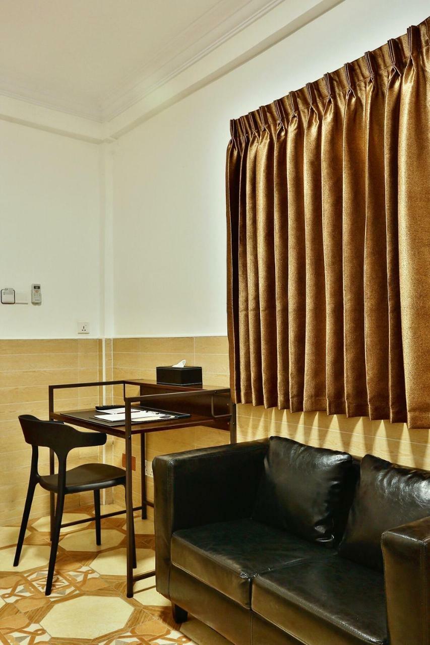K.C Residence Yangon Luaran gambar