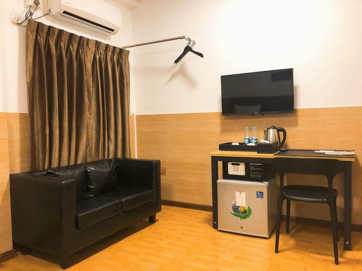 K.C Residence Yangon Luaran gambar