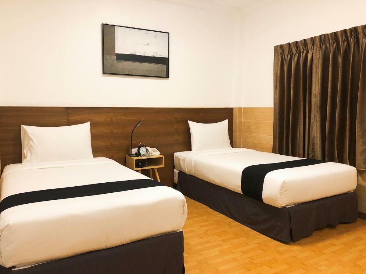 K.C Residence Yangon Luaran gambar